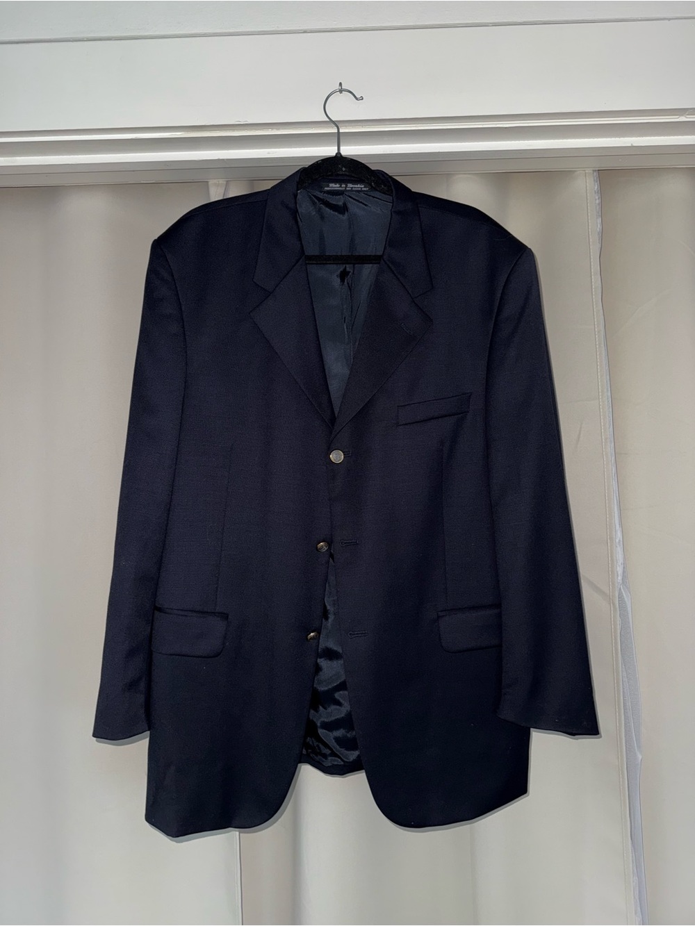 Men's Classic Navy Blazer - Tailored Single-Breasted Jacket - Victorio De-Milano